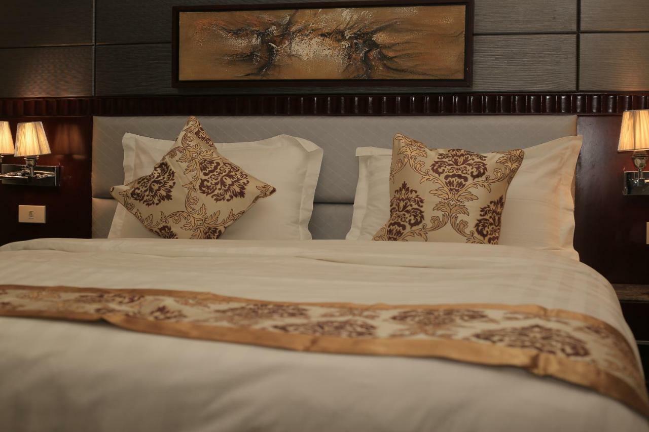 The 40Th Pearl Hotel Suites Джедда Экстерьер фото