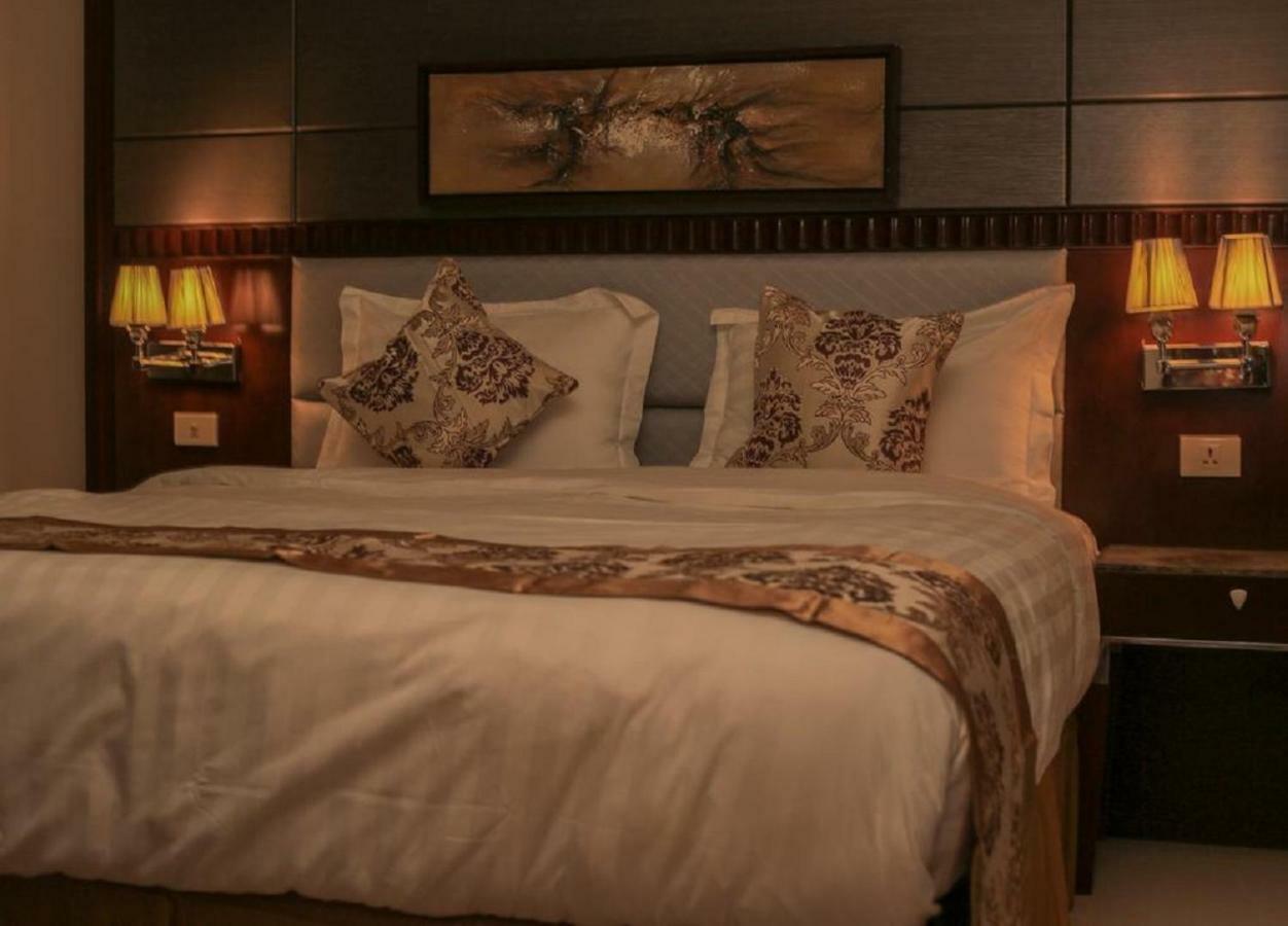 The 40Th Pearl Hotel Suites Джедда Экстерьер фото